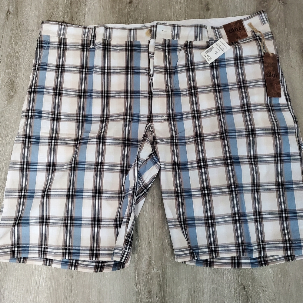 NWT Men's Plaid Shorts From Men's WearHouse Size 46